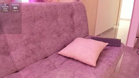 jullya    630  1330 -5 online show from 01/14/26, 03:50