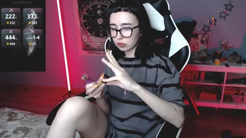 Baroness Von Cringe online show from 12/12/24, 08:32