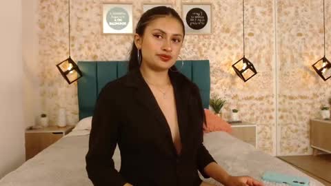 Julietha  online show from 02/15/25, 08:54