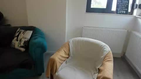 Snapshot of julya_lexa chatting on 10/18/25, 08:15 Julya online show from 10/18/25, 08:15