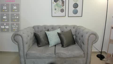 July Adams online show from 04/10/26, 08:30