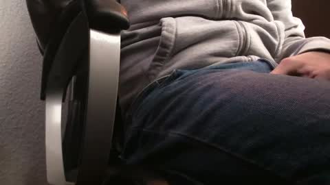 Gregor online show from 01/29/25, 01:28