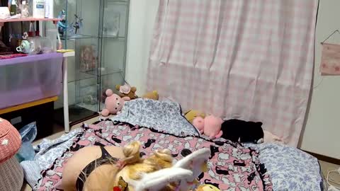 Snapshot of june999bunny chatting on 12/25/24, 01:53 june999bunny online show from 12/25/24, 01:53