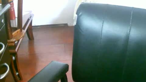 Snapshot of juneandmia chatting on 05/24/26, 03:50 Mia online show from 05/24/26, 03:50