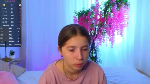 Kate online show from 09/16/25, 08:26