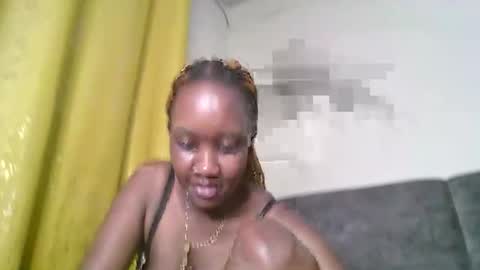 queen online show from 04/03/26, 07:12