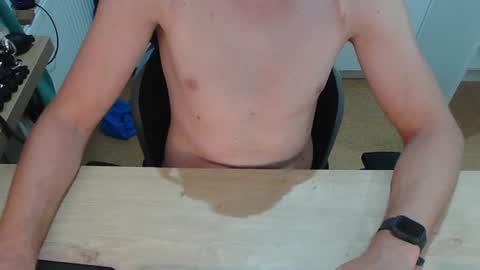 Snapshot of junk2711 chatting on 07/04/26, 06:47 junk2711 online show from 07/04/26, 06:47