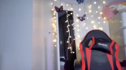 junovaughn online show from 10/13/25, 02:33