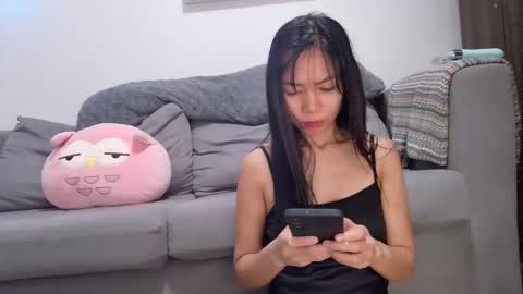 junovaughn online show from 11/09/25, 02:04