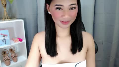 Julia online show from 04/18/26, 10:54