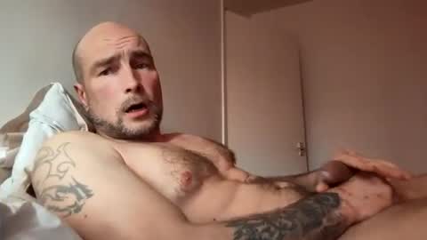 Yuri online show from 10/24/25, 11:28