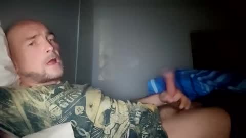 Yuri online show from 10/24/25, 11:56