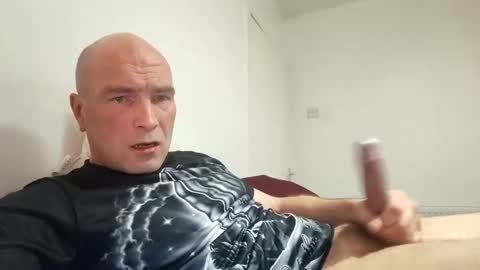 Yuri online show from 11/08/25, 12:33