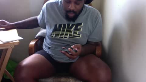 Snapshot of just2real chatting on 01/02/25, 05:29 Real online show from 01/02/25, 05:29