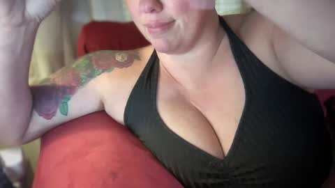 Snapshot of just4you101 chatting on 12/25/24, 05:47 Flirty influncer online show from 12/25/24, 05:47