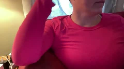 Snapshot of just4you101 chatting on 11/10/25, 09:03 Flirty influncer online show from 11/10/25, 09:03