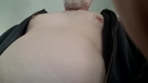 Snapshot of just74fun chatting on 12/21/24, 04:46 just74fun online show from 12/21/24, 04:46