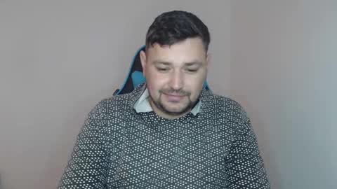 Snapshot of just_a_nice_guy_27 chatting on 01/14/26, 11:27 Alex online show from 01/14/26, 11:27