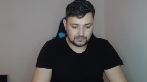 Snapshot of just_a_nice_guy_27 chatting on 01/16/26, 11:25 Alex online show from 01/16/26, 11:25