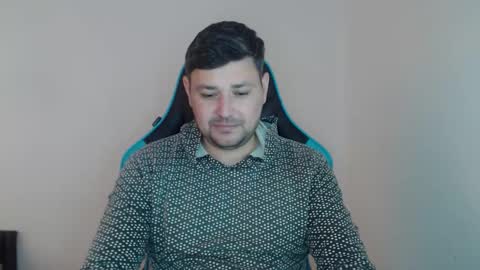 Snapshot of just_a_nice_guy_27 chatting on 02/04/26, 11:27 Alex online show from 02/04/26, 11:27