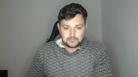 Snapshot of just_a_nice_guy_27 chatting on 02/15/26, 11:19 Alex online show from 02/15/26, 11:19