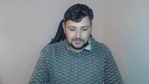 Snapshot of just_a_nice_guy_27 chatting on 02/19/26, 11:28 Alex online show from 02/19/26, 11:28