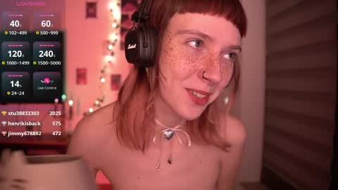 Snapshot of just_busking chatting on 12/02/24, 04:31 Julia online show from 12/02/24, 04:31