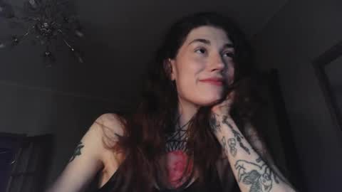 Snapshot of just_curly_ginger chatting on 05/21/26, 10:33 Ginger Curly online show from 05/21/26, 10:33