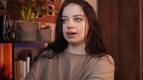 just_dakota_ online show from 02/17/26, 10:23