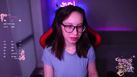 Snapshot of just_emmy chatting on 02/24/25, 05:11 just call me Emmy online show from 02/24/25, 05:11