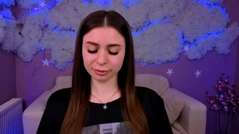 just_hannaa online show from 04/28/26, 09:58