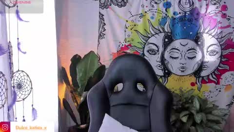 Snapshot of just_katiex chatting on 02/11/25, 01:41 Sofia online show from 02/11/25, 01:41