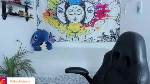 Sofia online show from 11/29/25, 03:59