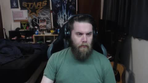 Snapshot of just_ryan88 chatting on 01/05/25, 04:25 Ryan online show from 01/05/25, 04:25