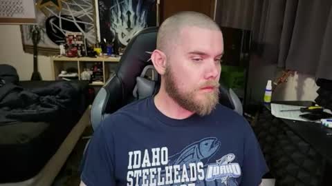 Snapshot of just_ryan88 chatting on 10/30/25, 06:04 Ryan online show from 10/30/25, 06:04