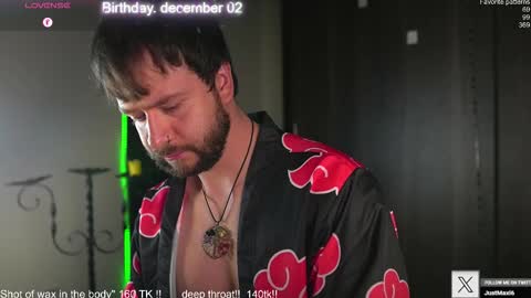 Maxi online show from 11/24/25, 12:10