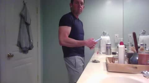 justanotherdadbod2025 online show from 03/25/26, 03:12