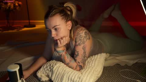 Snapshot of justbarbie chatting on 03/06/25, 09:53 Alexa online show from 03/06/25, 09:53