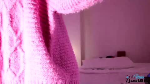 Snapshot of justbecauseiloveit chatting on 02/09/25, 06:26 Billie B William online show from 02/09/25, 06:26