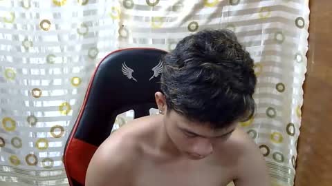 Snapshot of justcallme_cyril chatting on 02/27/26, 07:14 Cyril online show from 02/27/26, 07:14