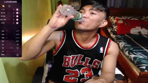 Karl online show from 10/25/25, 06:43