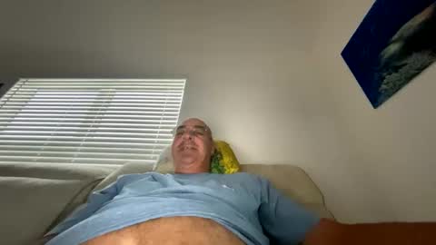 Snapshot of justcallmemarcus chatting on 12/31/24, 12:46 justcallmemarcus online show from 12/31/24, 12:46