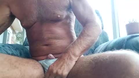 Snapshot of justforyou777770 chatting on 10/20/25, 01:11 Gil indpendant model exhibitionnist online show from 10/20/25, 01:11