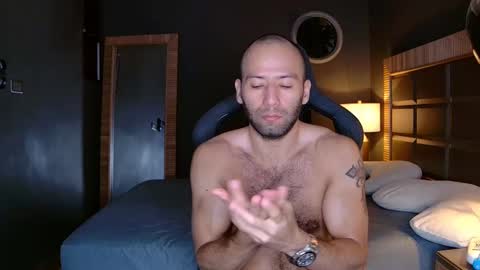 Justin online show from 02/10/25, 11:25