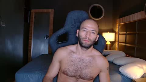 Justin online show from 02/16/25, 12:19