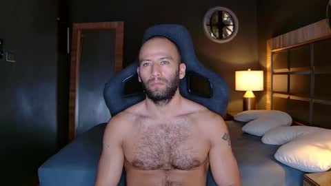 Justin online show from 02/19/25, 01:28