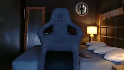 Justin online show from 02/28/25, 01:25