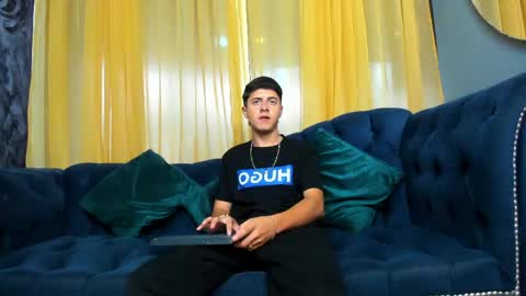 Snapshot of justin_ortiz chatting on 05/30/26, 06:49 Justin Ortiz online show from 05/30/26, 06:49