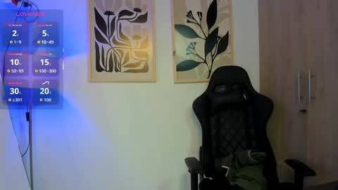 justin_payn14 online show from 05/11/26, 12:22