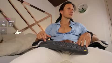 Justin  online show from 02/03/26, 07:52